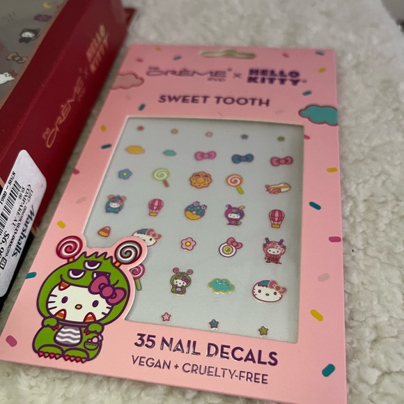 The creme shop hello kitty nail stickers - Picture 2 of 3